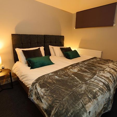 Declaration Suite Rhyl Buitenkant foto