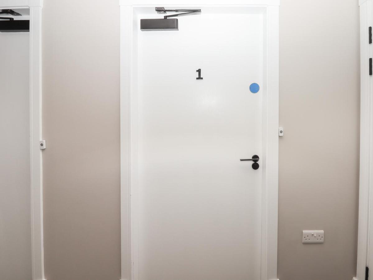 Declaration Suite Rhyl Buitenkant foto