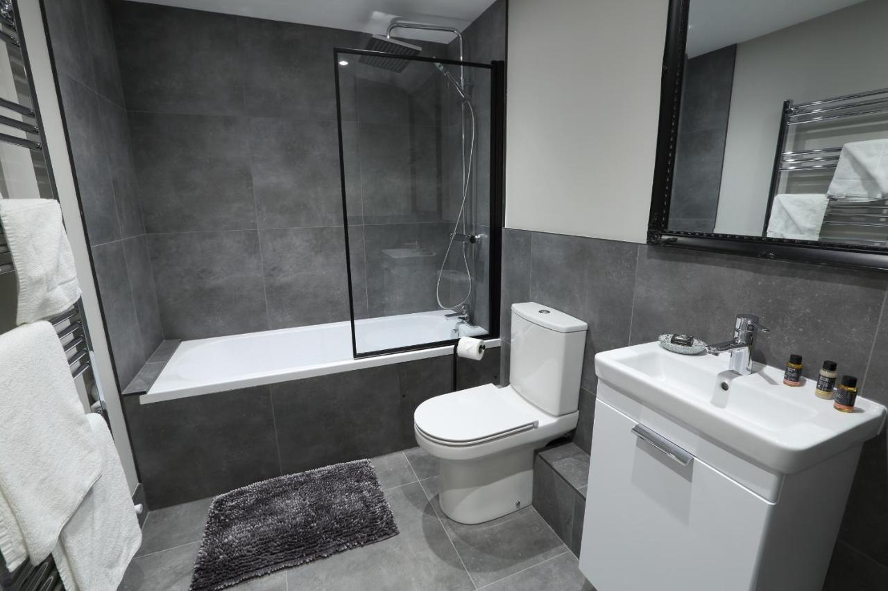 Declaration Suite Rhyl Buitenkant foto
